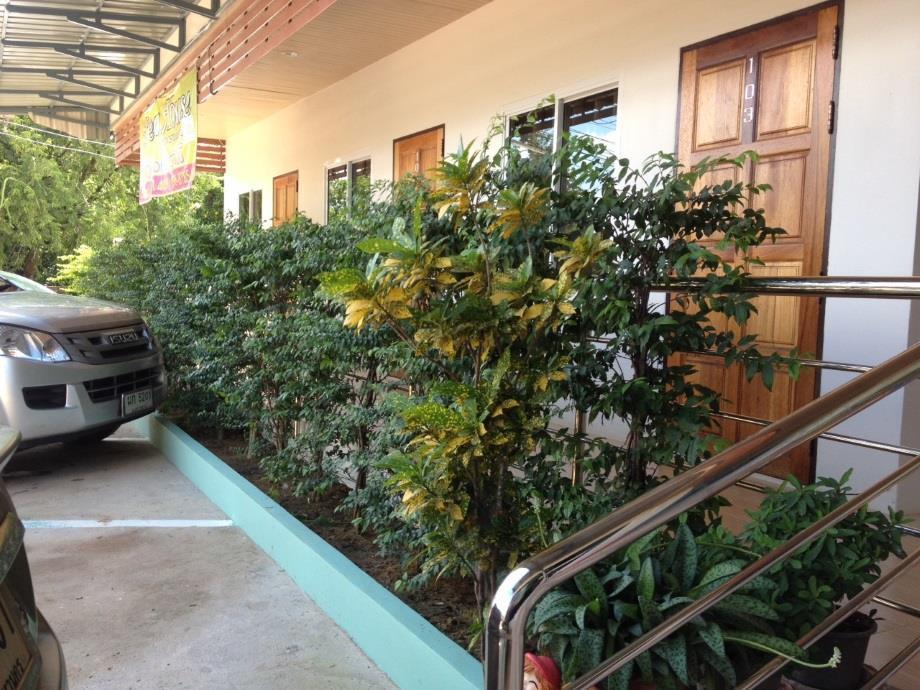 Greenhouse Apartment Nakhon Phanom Bagian luar foto
