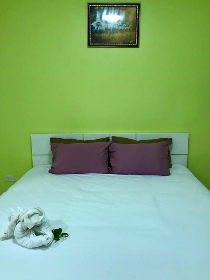 Greenhouse Apartment Nakhon Phanom Bagian luar foto